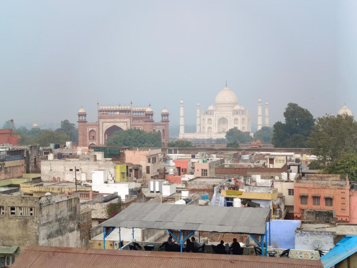 Hotel India Inn Walking Distance From Taj Mahal-- Rooftop Taj Mahal View アーグラ エクステリア 写真