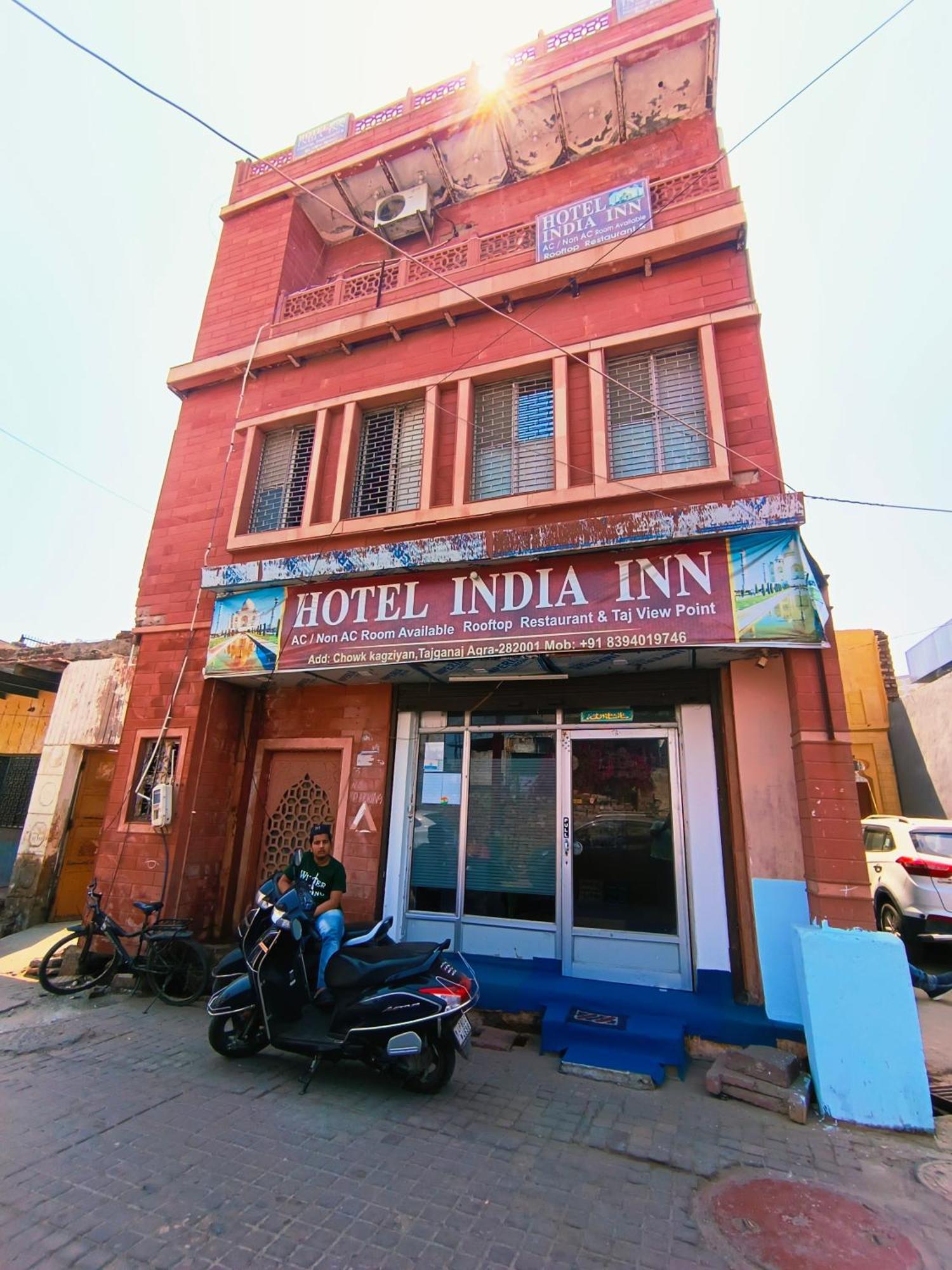 Hotel India Inn Walking Distance From Taj Mahal-- Rooftop Taj Mahal View アーグラ エクステリア 写真