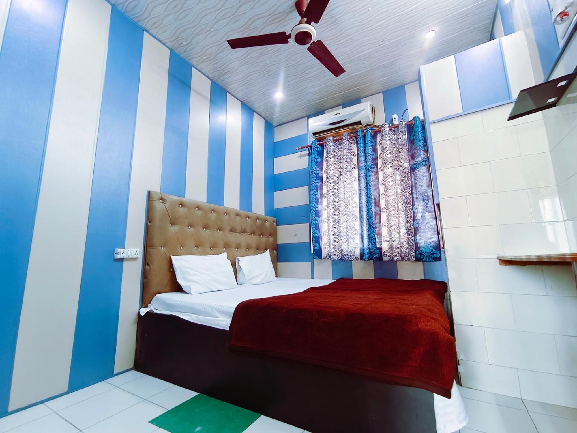 Hotel India Inn Walking Distance From Taj Mahal-- Rooftop Taj Mahal View アーグラ エクステリア 写真