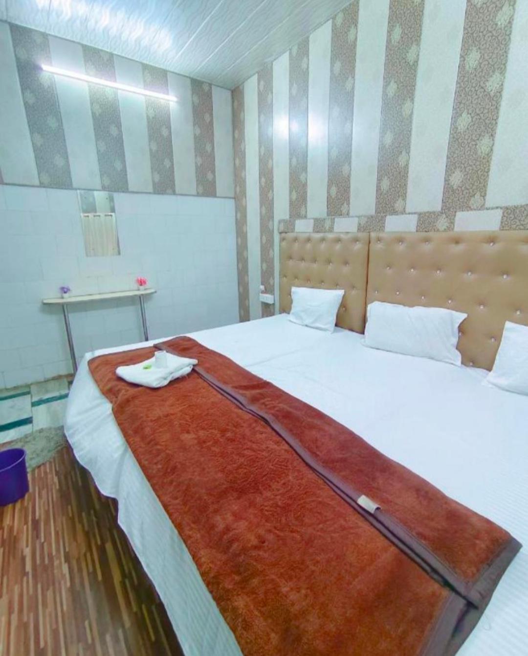 Hotel India Inn Walking Distance From Taj Mahal-- Rooftop Taj Mahal View アーグラ エクステリア 写真